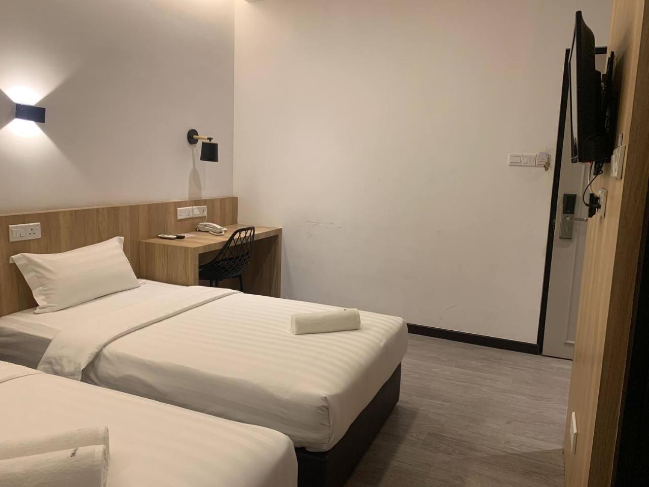 The Daily Hotel Kota Kinabalu Luaran gambar