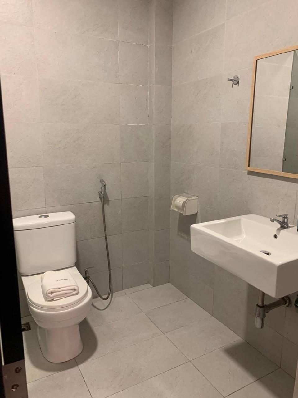 The Daily Hotel Kota Kinabalu Luaran gambar