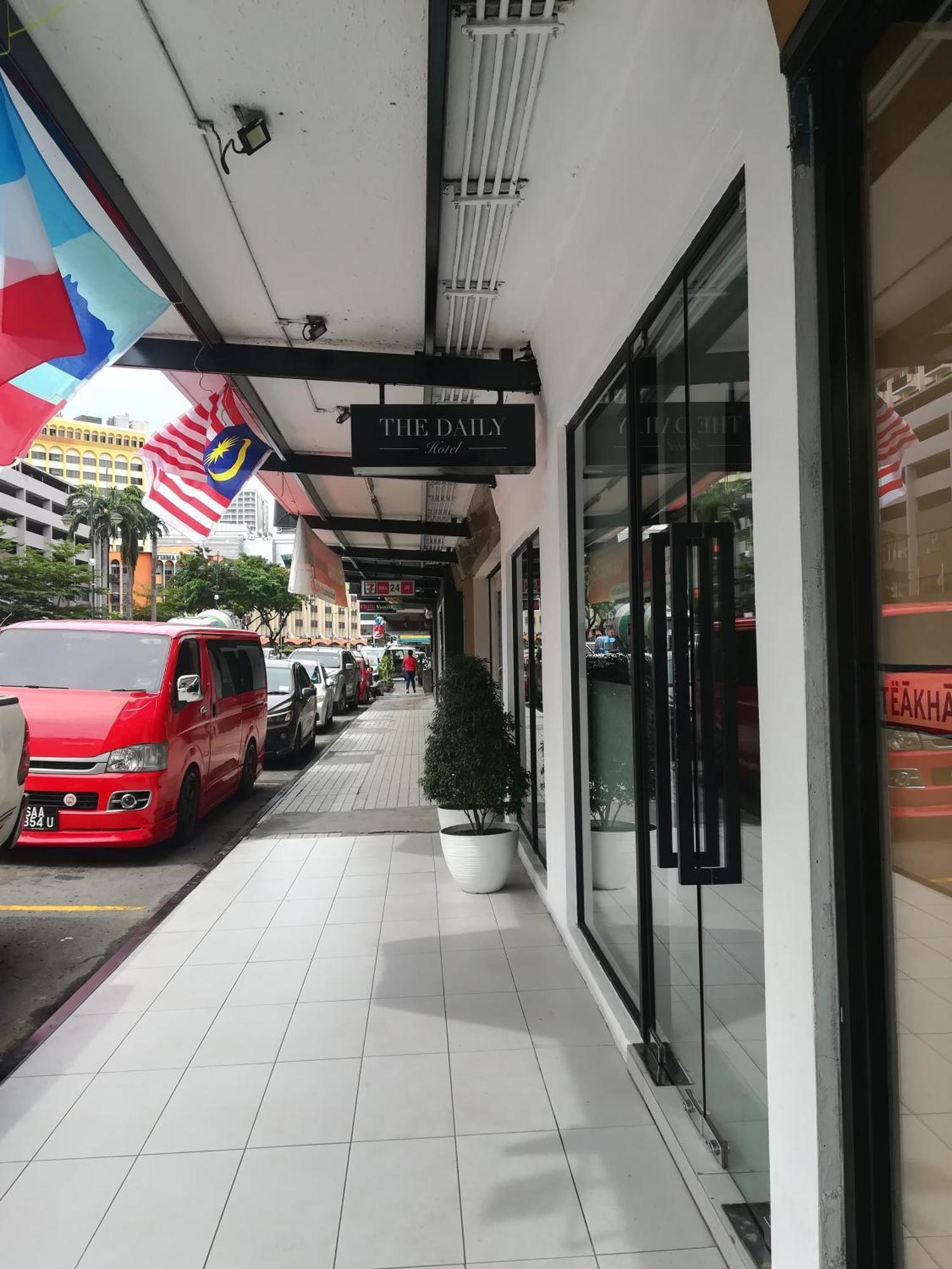 The Daily Hotel Kota Kinabalu Luaran gambar